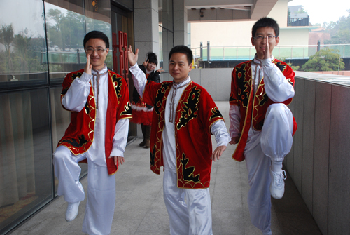 www.jinnianhui.com金年会体育年会之幕后花絮
